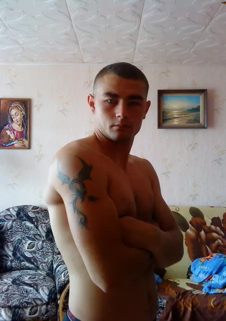 Я Fart, 40, из Могилёва, ищу знакомство для вирта