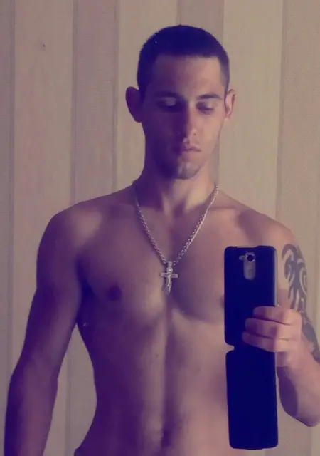 Я Игорь, 29, из Кахул, ищу знакомства без обязательств