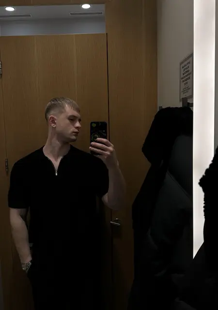 Я Slava, 24, знакомлюсь без обязательств в Ивано-Франковске