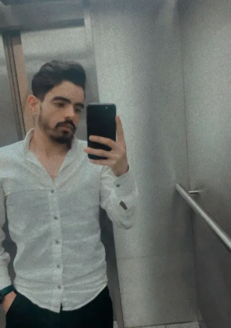 Ahmed из Вены, ищу на сайте знакомства на одну ночь