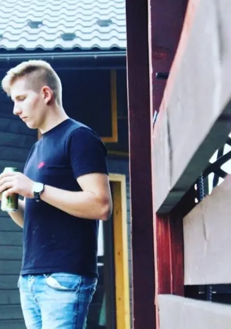 Я Юрій, 28 років, знайомлюсь без зобов'язань у Івано-Франківську