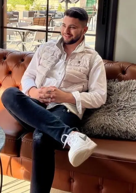 Я Ali, 25, знакомлюсь для приятного времяпровождения в Измире