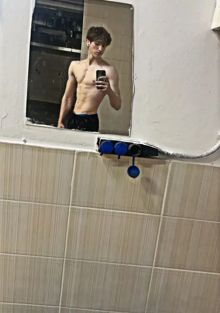 Uma из Стамбула, мне 18, познакомлюсь для общения