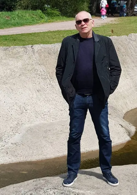 Aleks из Минска, ищу на сайте знакомства без обязательств