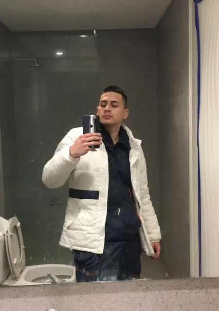 Leonel из Буэнос-айреса, мне 24, познакомлюсь на одну ночь