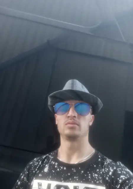 Gheorghe из Кишинёва, мне 32, познакомлюсь без обязательств