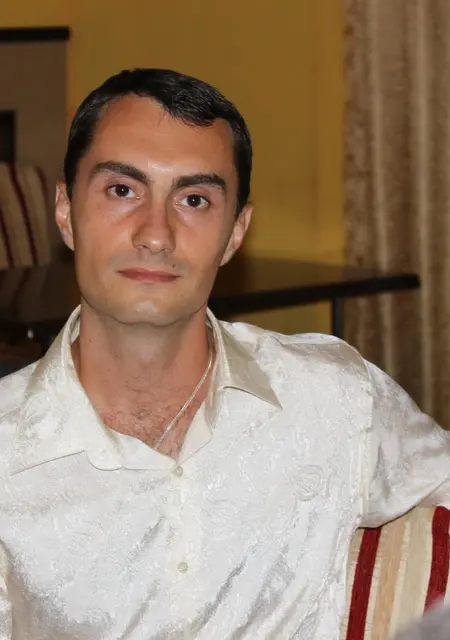 Дмитрий из Кривого Рога, мне 42, познакомлюсь на одну ночь