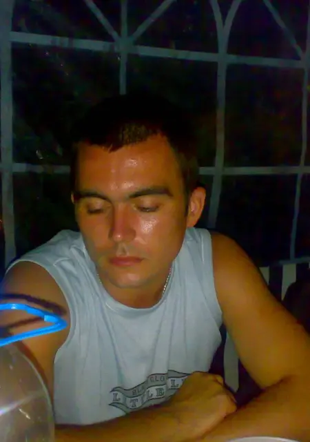 Я Николай, 56 років з Мирнограда, шукаю знайомство для вірт