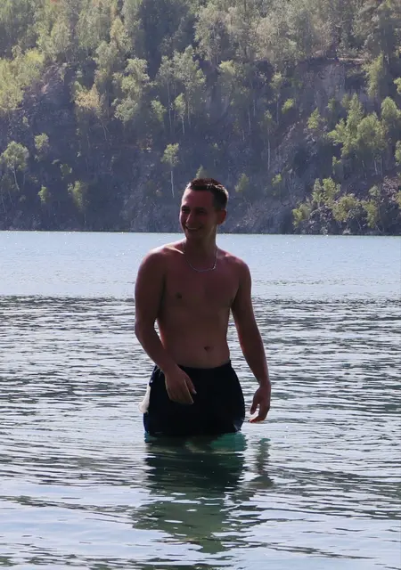 Я Ваня, 20, знакомлюсь без обязательств в Броварах