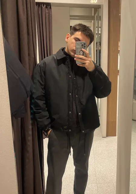 Я Sergei, 25, из Пальмы, ищу знакомства без обязательств