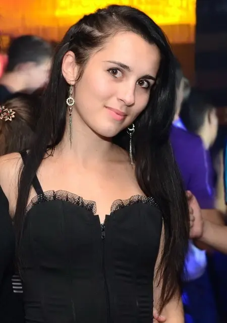 Viktoria з Херсона, шукаю на сайті приємне проведення часу