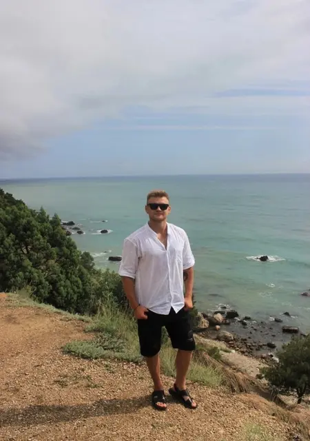 Владислав из Мелитополя, мне 25, познакомлюсь без обязательств