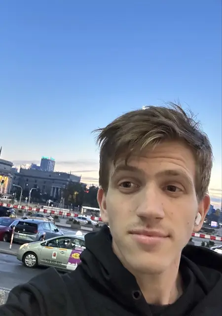 Misha из Варшавы, ищу на сайте открытые отношения