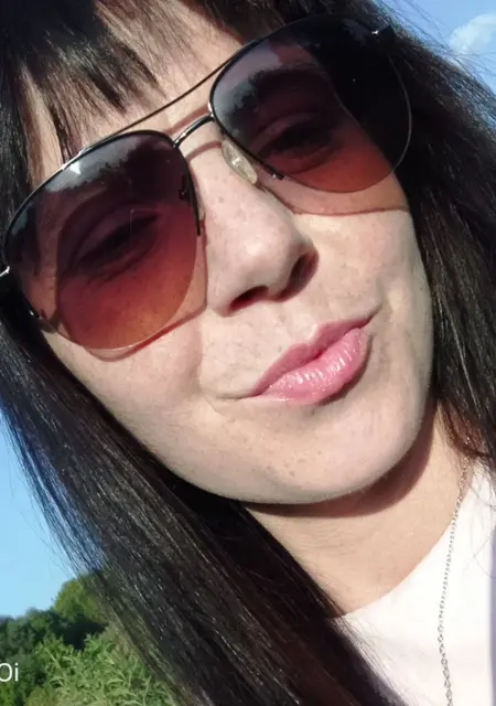 Я Настя, 27 років з Донецька, шукаю знайомство для вірт