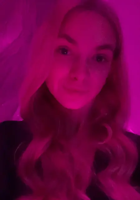 Анастасия из Днепра, ищу на сайте вирта