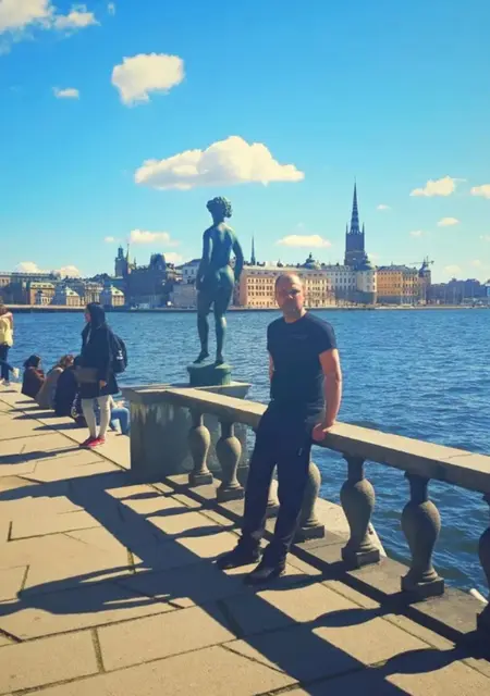 Mike из Атырау, мне 44, познакомлюсь на одну ночь