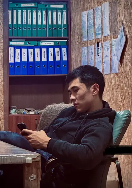 Я Djahangir, 28, из Степногорска, ищу знакомство для постоянных отношений