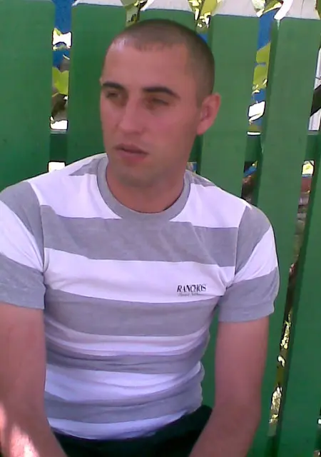 Alex из Кишинёва, мне 45, познакомлюсь на одну ночь