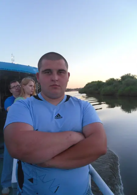 Я Денис, 39, знакомлюсь на одну ночь в Могилёве