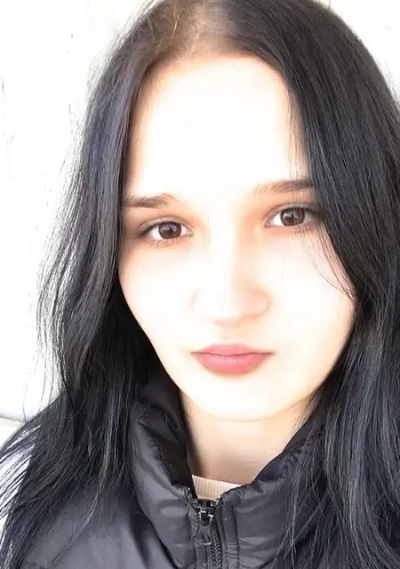 Я Алеся, 18, из Гомеля, ищу знакомство для общения