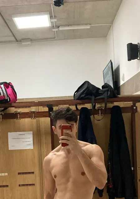 Cosimo из Сен-Рафаэль, ищу на сайте открытые отношения