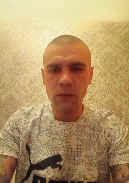 Андрей из Новогрудка, мне 34, познакомлюсь на одну ночь