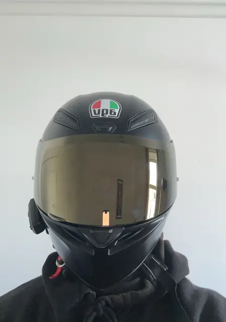 Marcuis из Чессингтон, ищу на сайте вирта