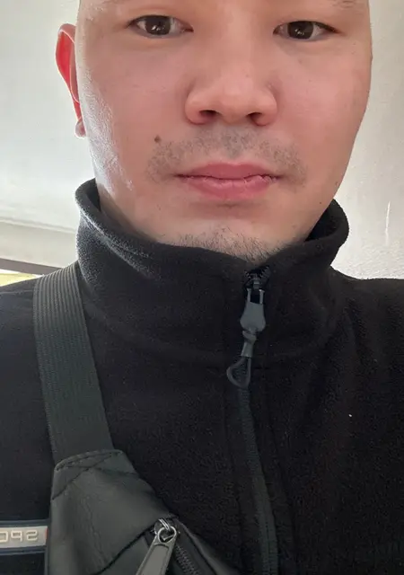 Din з Луганська, шукаю на сайті відкриті стосунки