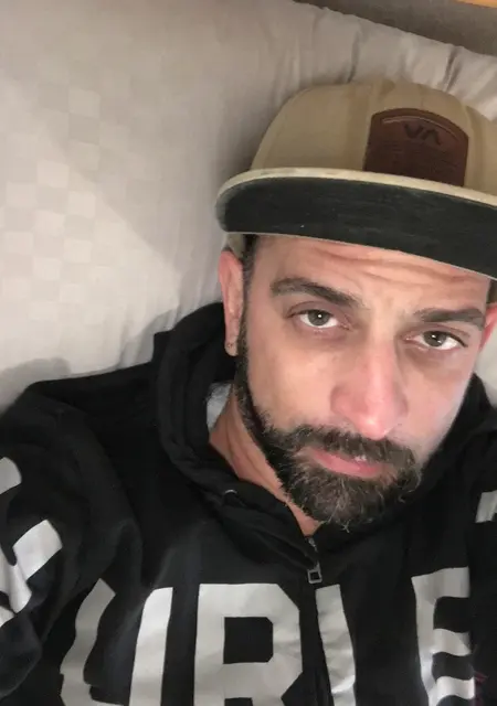 Dro из Ла-пас, мне 40, познакомлюсь для приятного времяпровождения