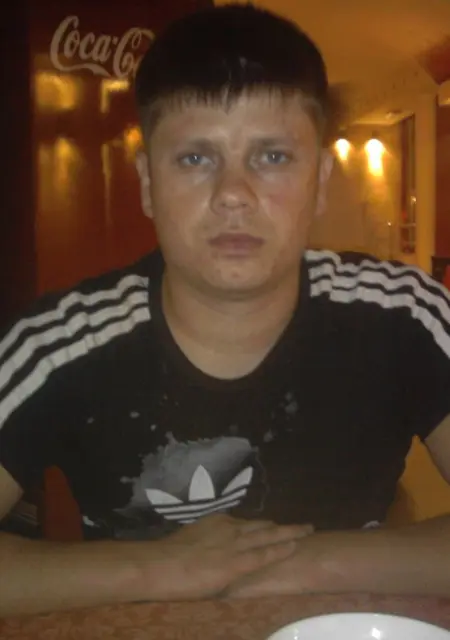 Я Вова, 38, из Речицы, ищу знакомство для постоянных отношений