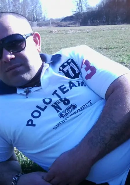 Я Aleks, 45, из Нюрнберга, ищу знакомство для постоянных отношений