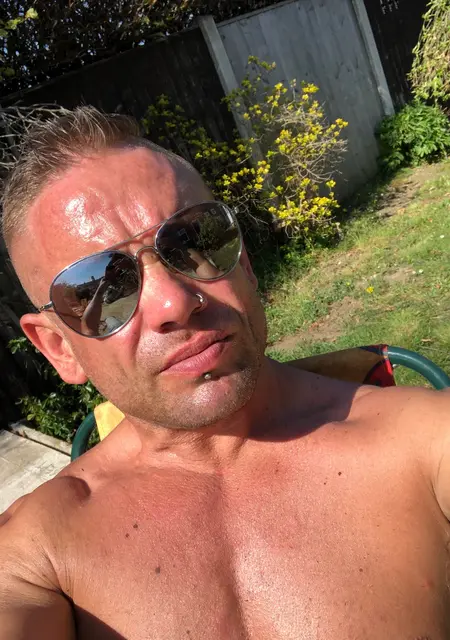 Nigel из Мэнсфилд, ищу на сайте приятное времяпровождение