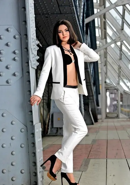 Я Agata, 32 років з Одеса, шукаю знайомство для постійні стосунки