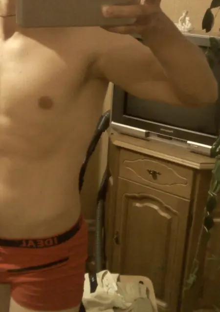 Dlma из Сморгони, мне 31, познакомлюсь для приятного времяпровождения