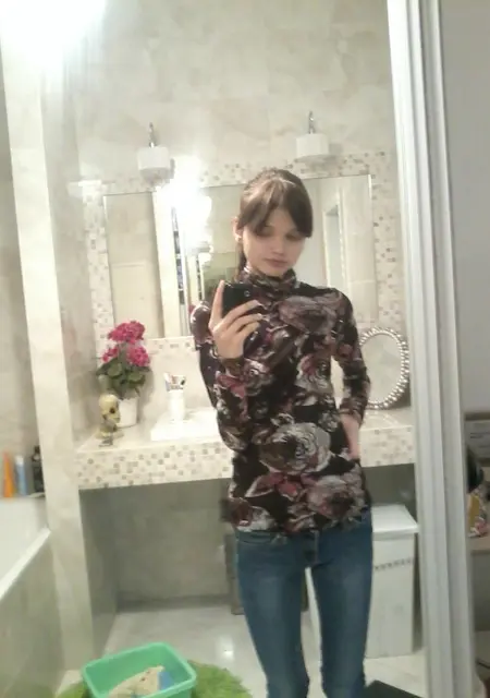 Я Алёна, 31, знакомлюсь для дружбы в Минске