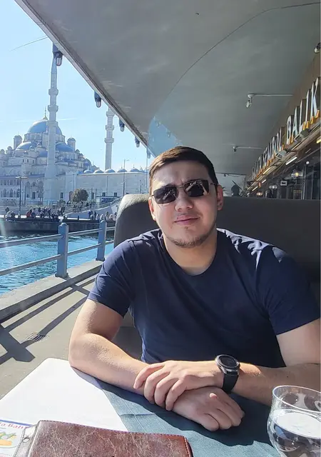 Нурбек из Атырау, ищу на сайте вирта