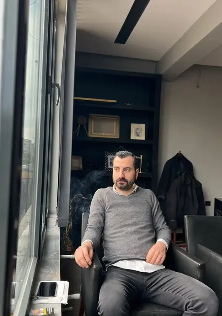 Я Muhammed, 28, знакомлюсь для открытые отношения в Анкаре