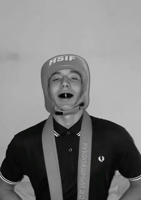 Dima из Чёски-будеёвицы, мне 20, познакомлюсь без обязательств