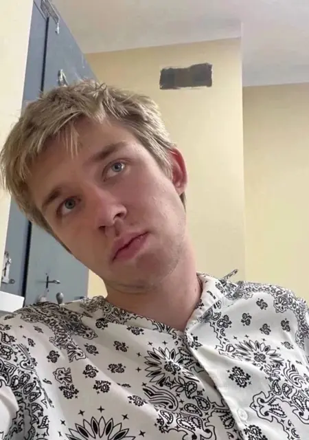 Svyatoslav de Zaragoza, busco en el sitio lío de una noche