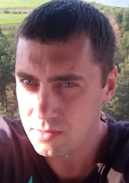 Вадим из Брагина, мне 41, познакомлюсь без обязательств