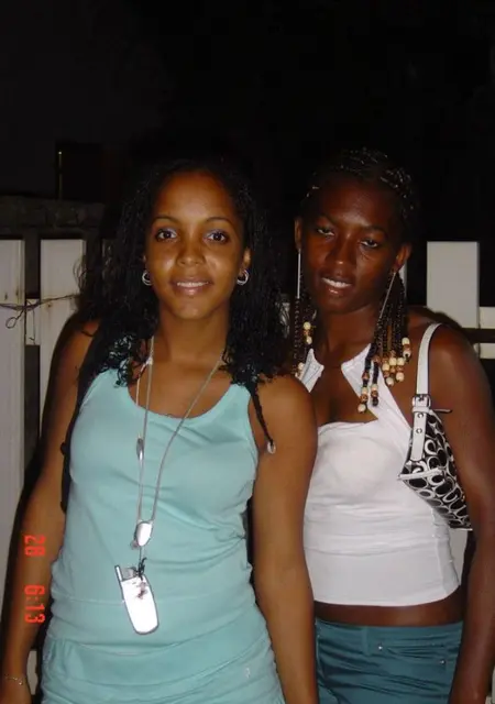 Shirley из Парижа