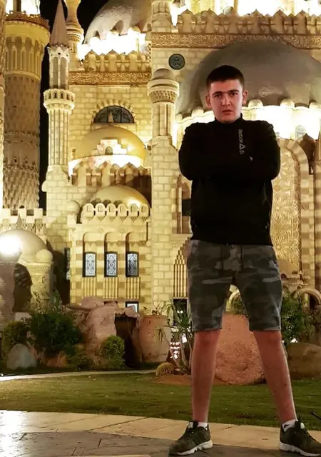 Владислав з Житомира, мені 30 років, познайомлюсь для спільних подорожей