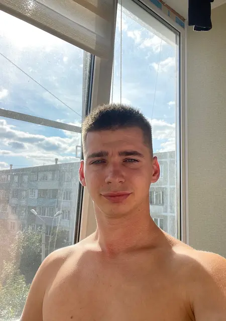 Я Дмитрий, 25, знакомлюсь для постоянных отношений в Нойсе