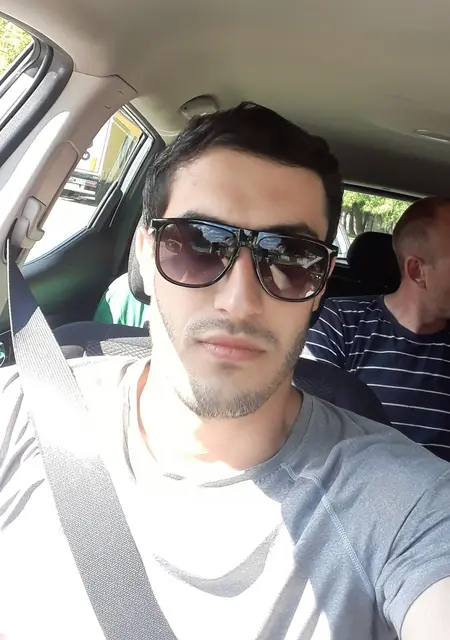 Адик з Донецька, шукаю на сайті знайомства без зобов'язань