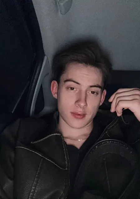 Я Ilya, 21, знакомлюсь для постоянных отношений в Гомеле