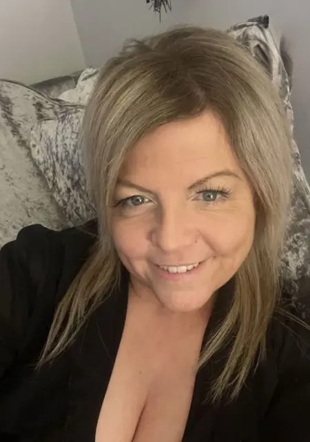 Louise из Лондона, мне 43, познакомлюсь