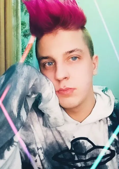 Я Adrian, 26, из Варшавы, ищу знакомство