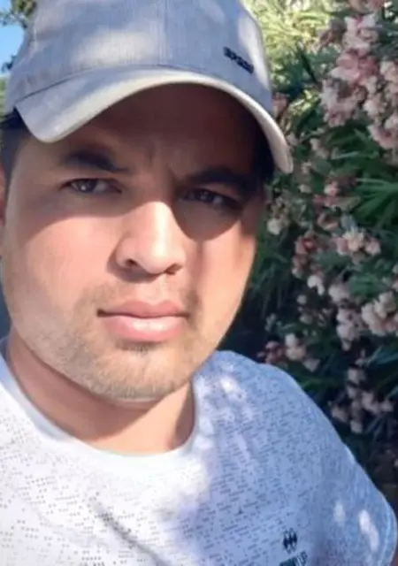 Я Younes, 42, из Афин, ищу знакомство