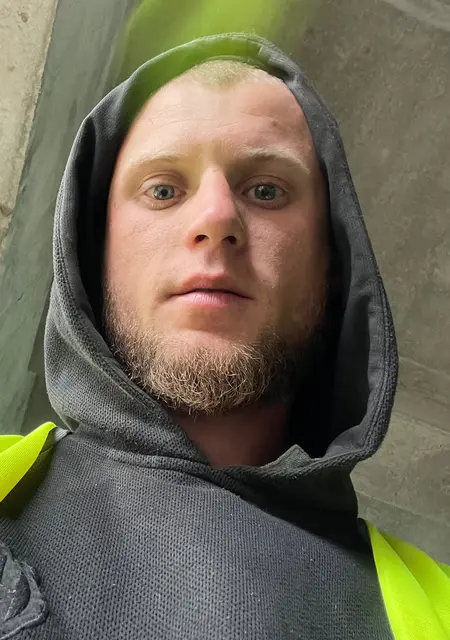 Николай из Гомеля, мне 28, познакомлюсь без обязательств