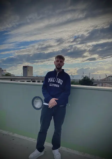 Я Egzon, 29, из Лозанны, ищу знакомства без обязательств